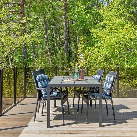 L Semesterbostad Neksø